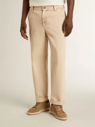 Beige chinos til mænd med et slidt look