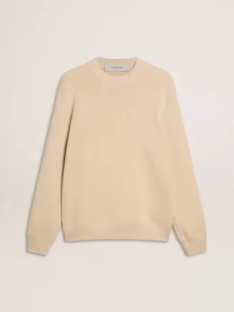 Beige herre-sweater med rund hals og ‘Golden’-bogstaver på ryggen