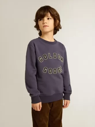 Blåviolet sweatshirt med Golden Goose-skrift på fronten