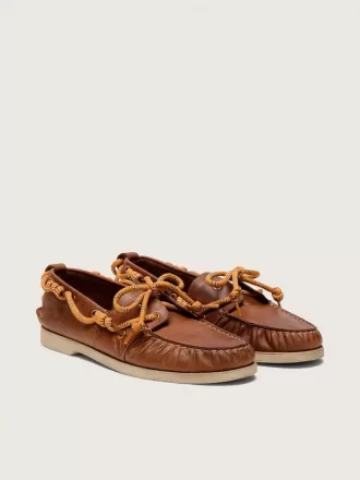 Cruise loafers til mænd i tobaksfarvet læder med orange vandresnørebånd