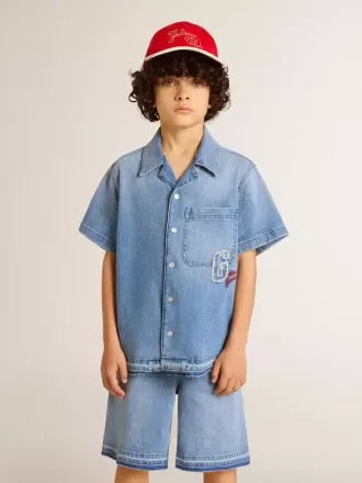 Denimshorts til børn med broderi på bagsiden