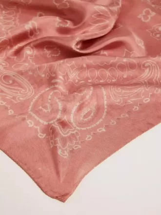 Gamle rosen tørklæde med paisley print