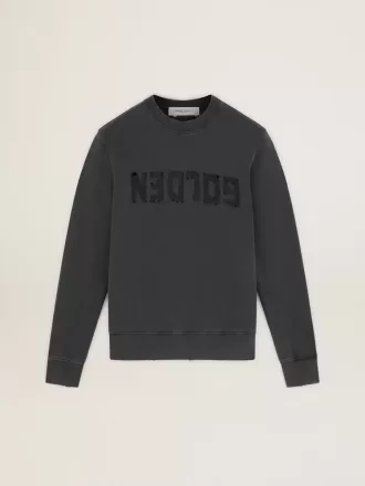 Grå sweatshirt til mænd med logo og distressed-behandling