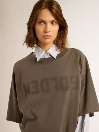 Grå T-shirt-kjole til kvinder med distressed-behandling