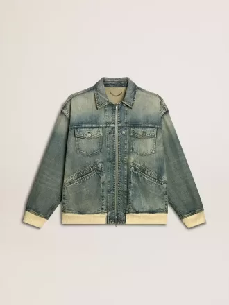 Herrejakke i vasket denim med ribkant i uldblanding