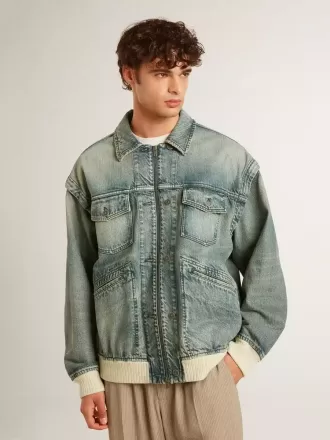Herrejakke i vasket denim med ribkant i uldblanding