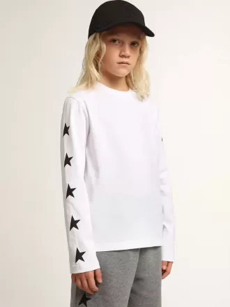 Hvid langærmet T-shirt med kontrastfarvede sorte stjerner