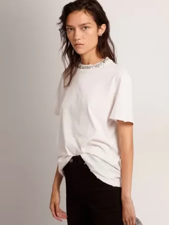 Hvid T-shirt til kvinder med cabochon-krystaller