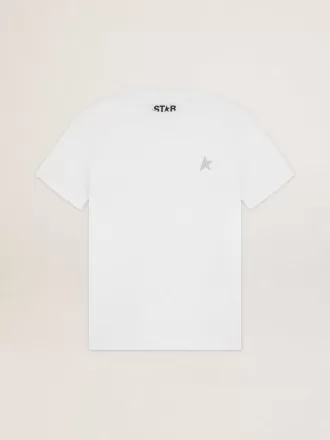 Hvid T-shirt til kvinder med sølvglitterstjerne på fronten