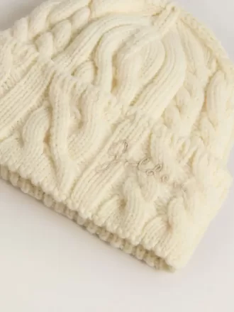 Hvid uldbeanie med broderi