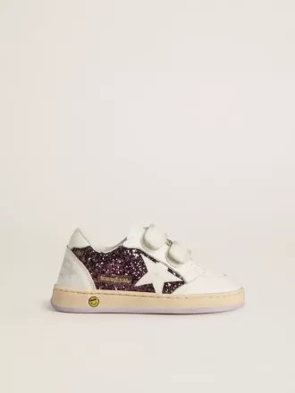 Junior Ball Star i lilla glitter med hvid læderstjerne og hælkappe Junior Ball Star i lilla glitter med hvid læderstjerne og hælkappe