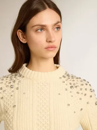 Rundehalet sweater til kvinder i sort uld