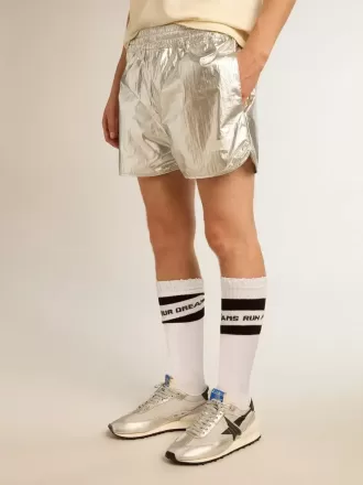Løbeshorts til mænd i sølvfarvet stof