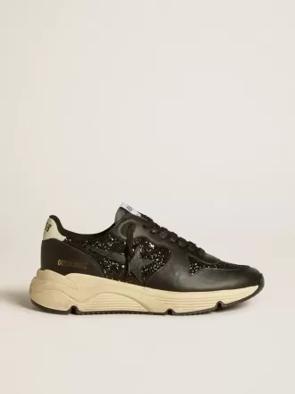 Løbesko til kvinder i sort glitter med læderstjerne og nubuck-hælkappe