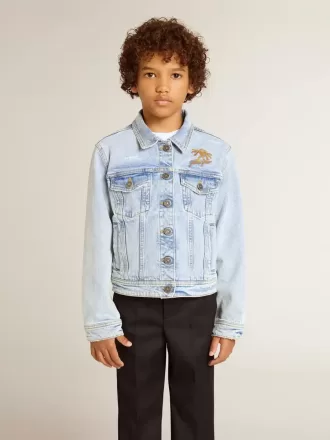 Let denimjakke med broderi Let denimjakke med broderi