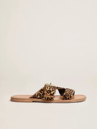 Margaret flade sandaler til kvinder i ponyhud med leopardprint