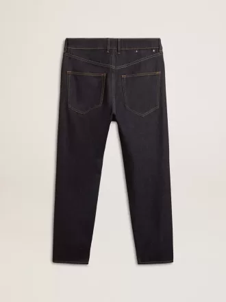 Mørkeblå jeans til mænd i one-wash denim