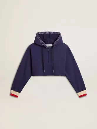 Mørkeblå kort sweatshirt med lynlås og broderet hætte