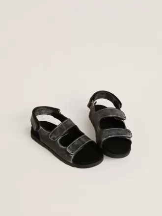 Noa Junior sandaler i distressed sort læder