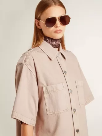 Oversized denimskjorte til kvinder i pinkfarvet denim Oversized denimskjorte til kvinder i pinkfarvet denim
