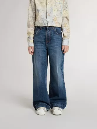 Pigejeans med bootcut-pasform, medium vask og broderi