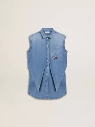 Pigekjole i denim med knude foran og broderi