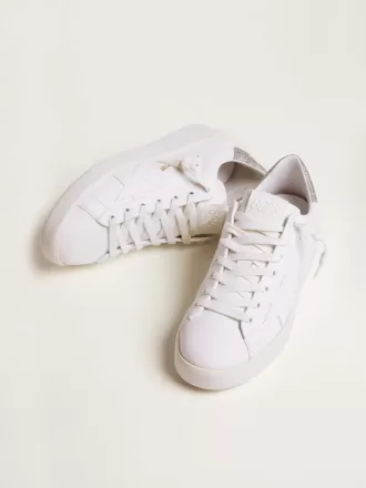 Purestar sneakers til kvinder med glitteragtig sølvfarvet hælkappe