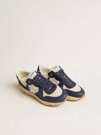 Running Sole i cremefarvet mesh og blåt læder med en hvid læderstjerne