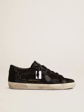 Super-Star i sort ruskind med Swarovski-krystaller og sort ruskindsstjerne
