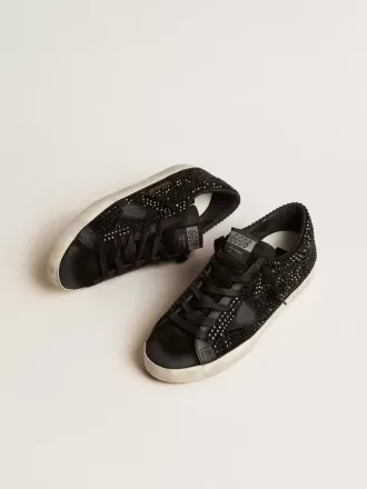 Super-Star i sort ruskind med Swarovski-krystaller og sort ruskindsstjerne