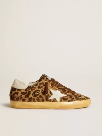 Super-Star LTD til kvinder i leopardmønstret ponyhud med læderstjerne og hælkappe
