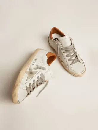 Super-Star sneakers til kvinder med ruskindstjerne og brun hælkappe