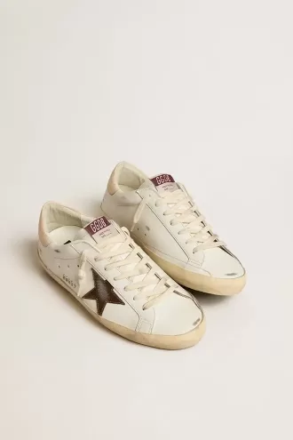 Super-Star sneakers til mænd med brun ruskindstjerne og lyserød hælkappe