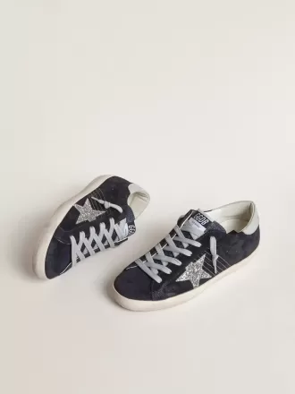 Super-Star til kvinder i blå ruskind, sølvglitterstjerne og læderhælkappe Super-Star til kvinder i blå ruskind, sølvglitterstjerne og læderhælkappe