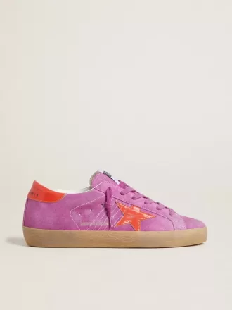 Super-Star til kvinder i fuchsia ruskind med fluorescerende orange lamineret læderstjerne og hælkappe Super-Star til kvinder i fuchsia ruskind med fluorescerende orange lamineret læderstjerne og hælkappe