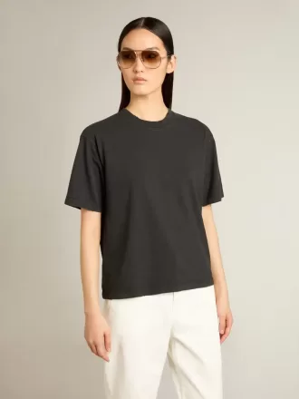 T-shirt i vasket sort med omvendt logo på ryggen – Jersey Capsule T-shirt i vasket sort med omvendt logo på ryggen – Jersey Capsule